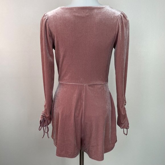 Urban Outfitters Romper XS Dusty Pink Velvet Wrap-Front Long Sleeve Stretch - Picture 7 of 16